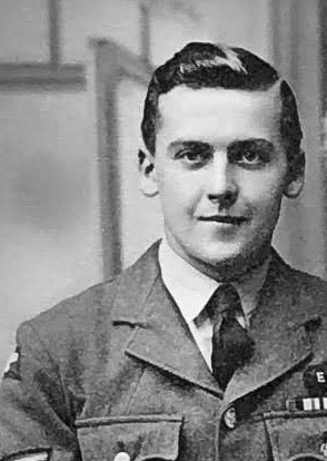 Sgt Gordon Thomas Topham